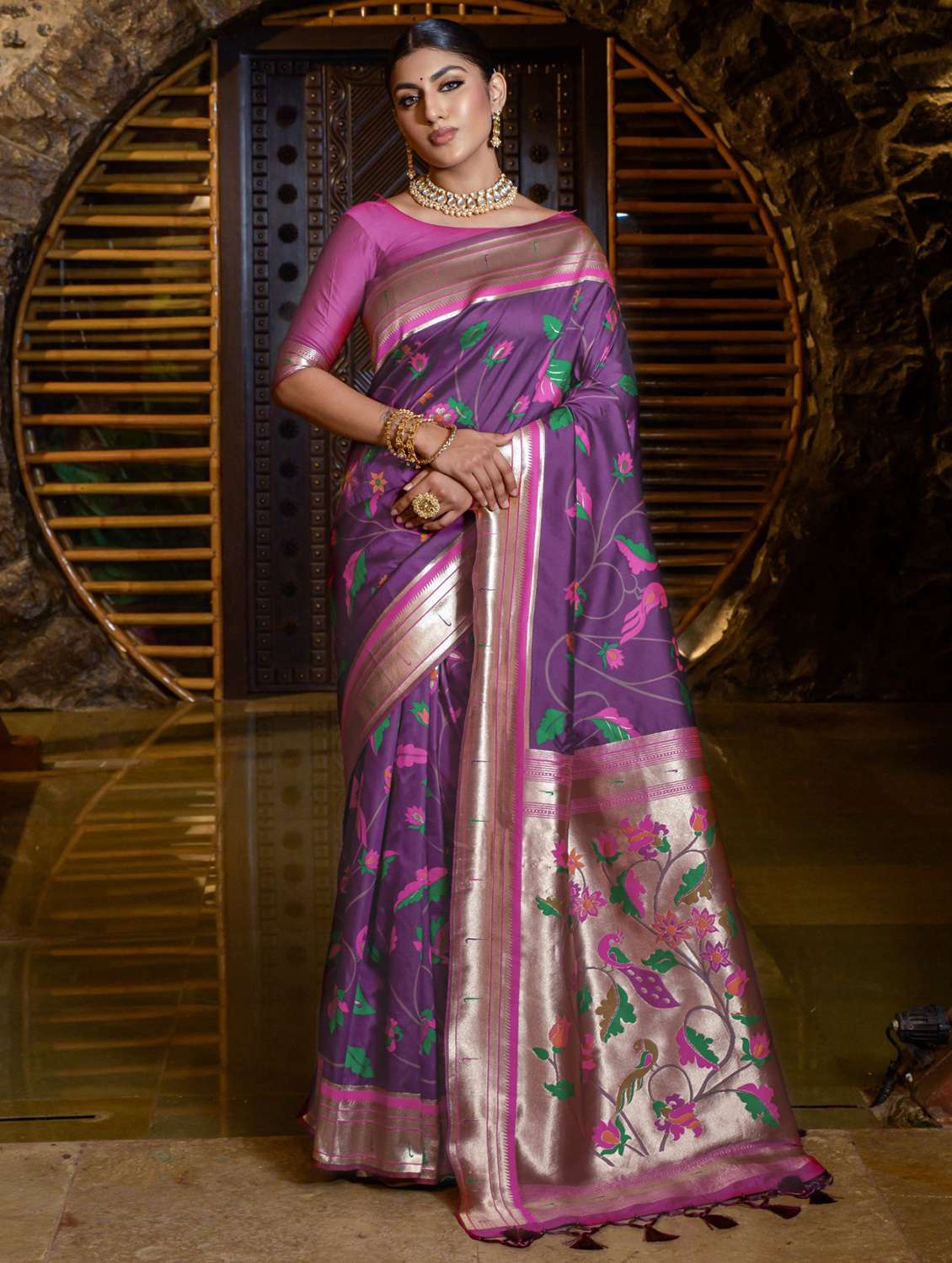 women self design paithani saree - 21294633 -  Zoom Image - 0