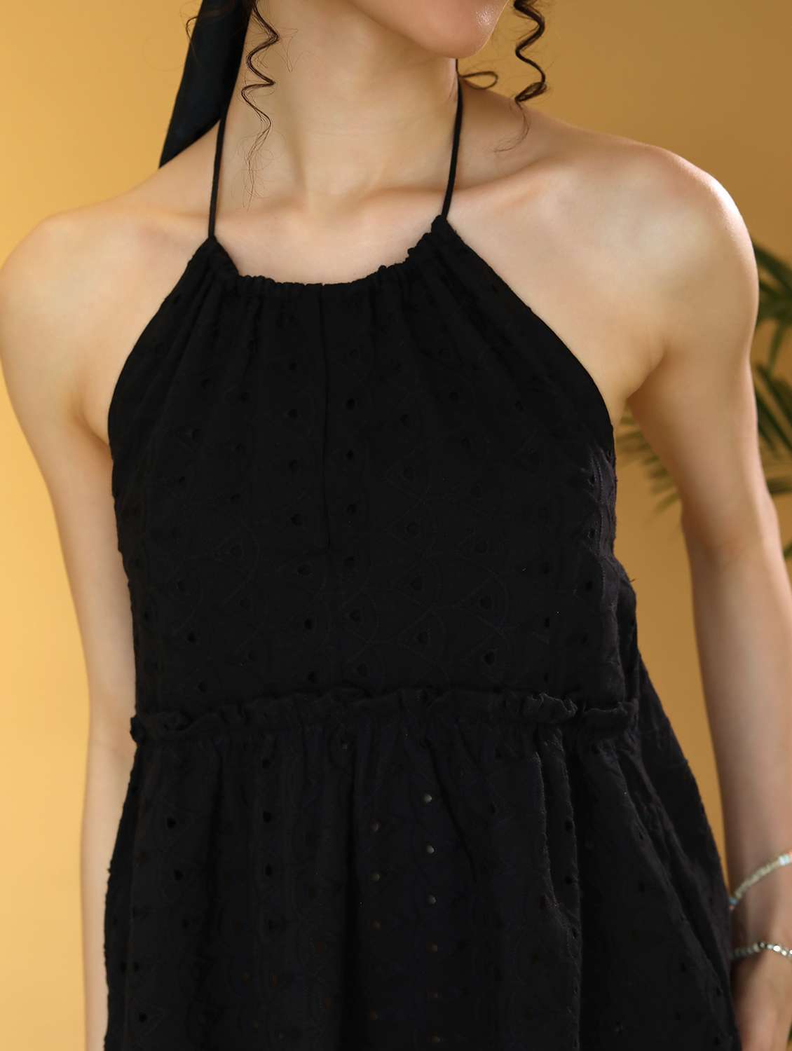 women halter neck backless peplum top - 21295247 -  Standard Image - 5