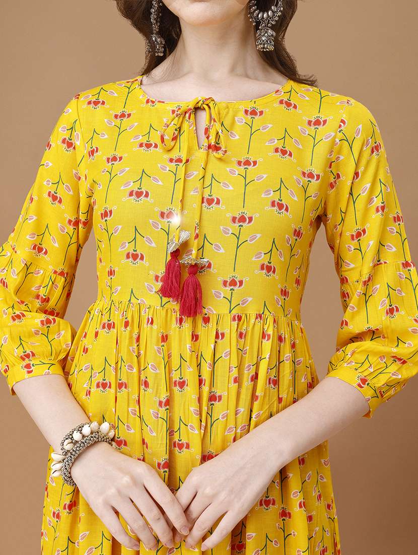 yellow cotton blend flared kurta - 21295465 - Standard Image - 5