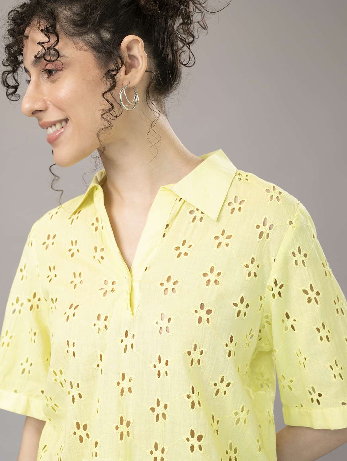 women yellow schiffli collared crop top - 21295704 -  Standard Image - 5