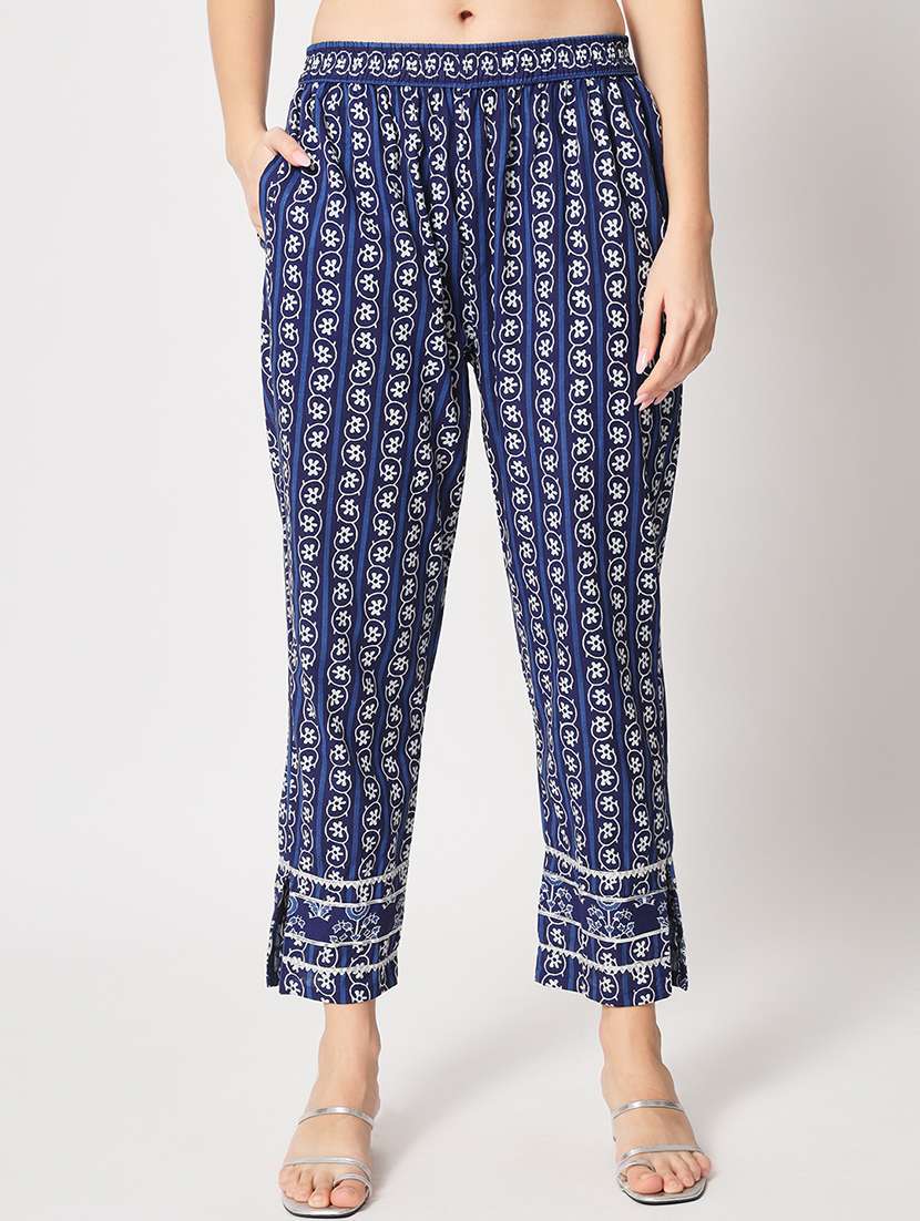 women three quarter sleeve kurta pant with dupatta set - 21304177 -  Standard Image - 5