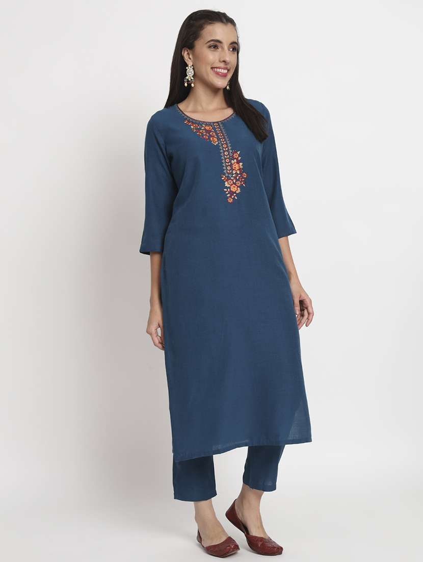 women kurta pant set with dupatta - 21304187 -  Standard Image - 3