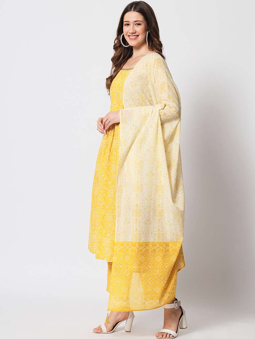 women three quarter sleeve kurta pant with dupatta set - 21304191 -  Standard Image - 3
