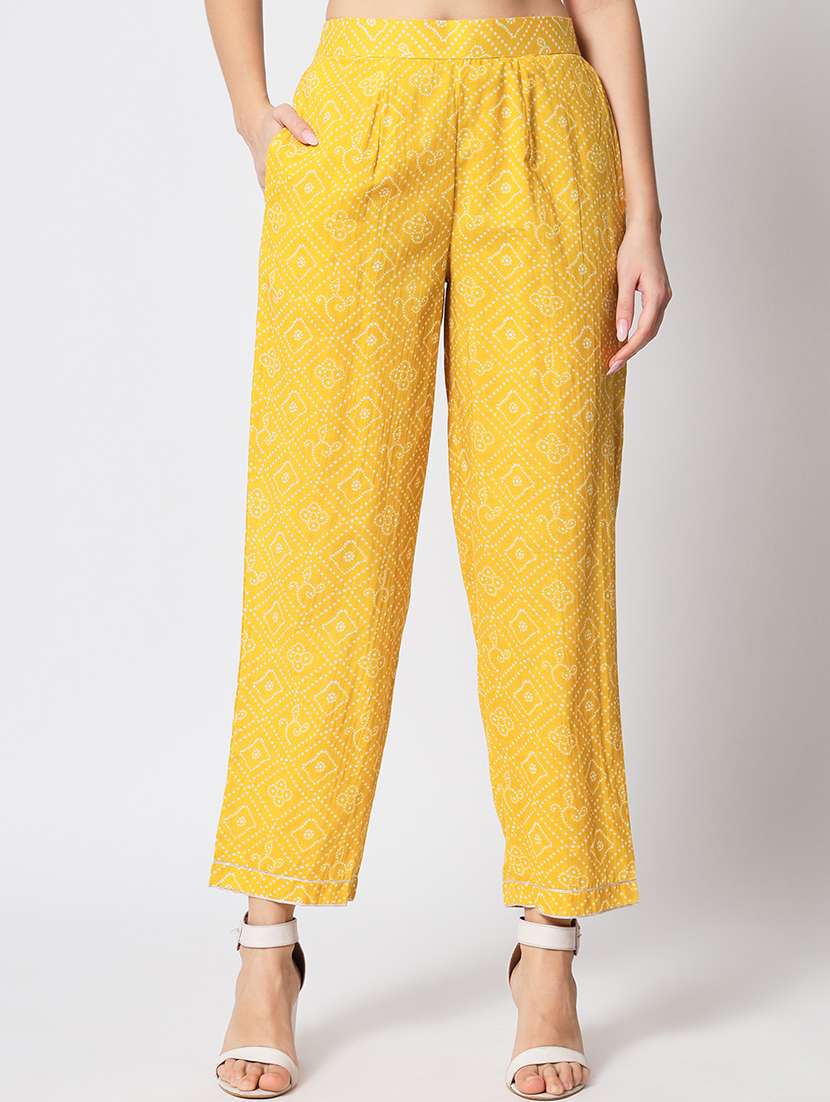 women three quarter sleeve kurta pant with dupatta set - 21304191 -  Standard Image - 5