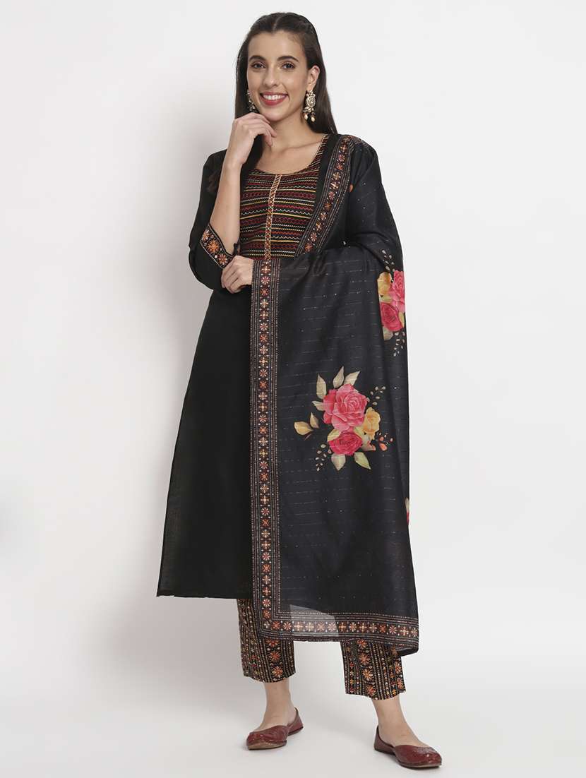 women three quarter sleeve kurta pant with dupatta set - 21304214 -  Zoom Image - 0