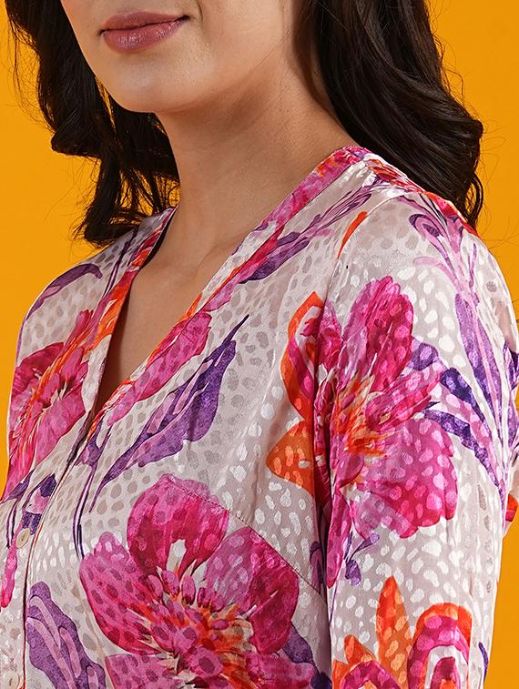 globus women multi white bell sleeves floral print front slit a-line maxi dress with belt - 21305246 - Standard Image - 5