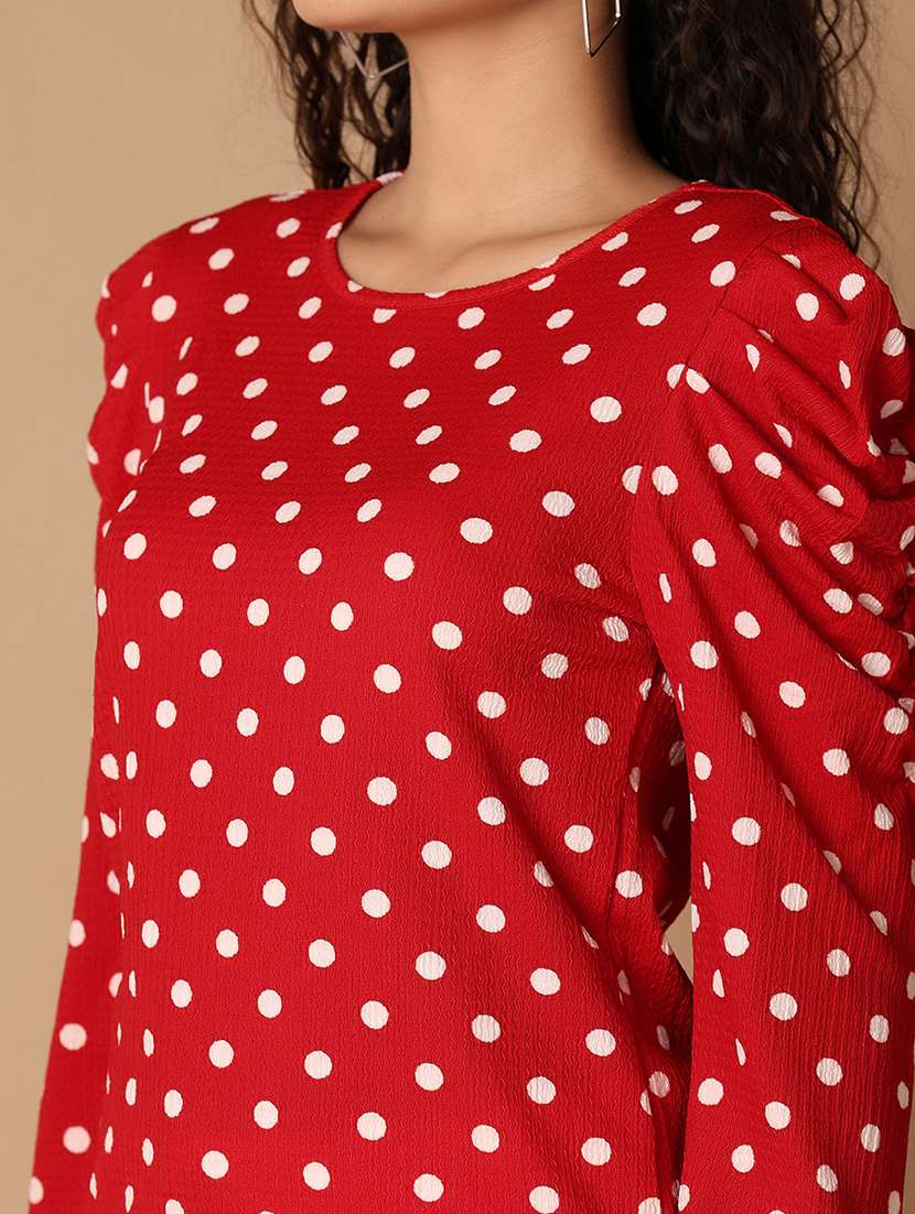 women red cotton regular top - 21308446 - Standard Image - 5