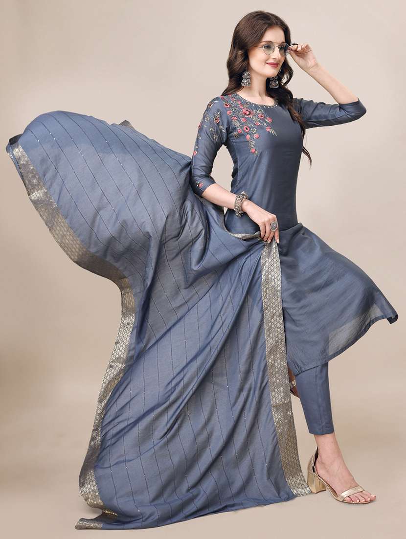 women kurta pant set with dupatta - 21308886 -  Standard Image - 3