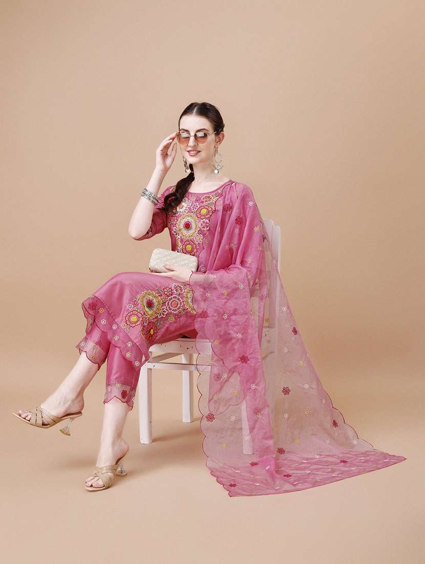 pink chanderi kurta dupatta  set - 21308911 -  Standard Image - 3