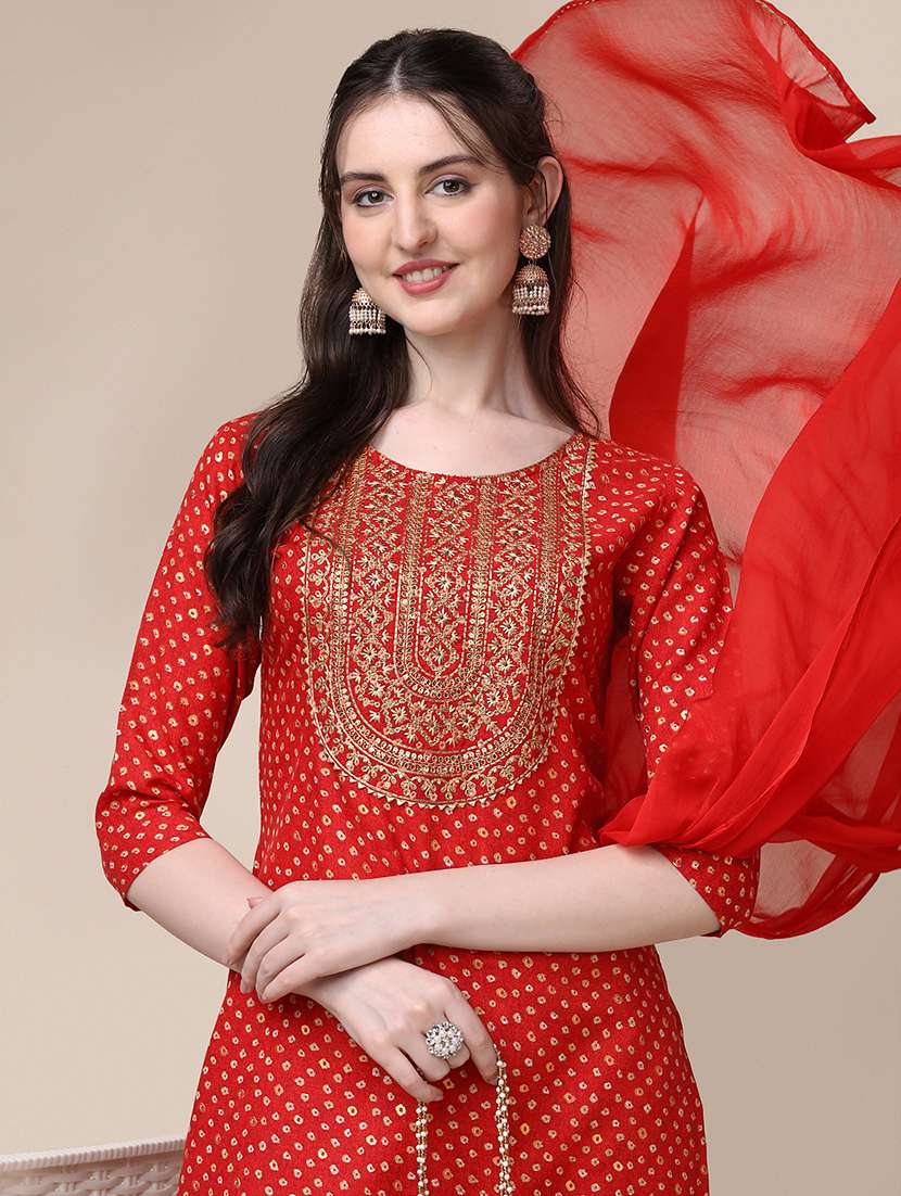 women red kurta dupatta set - 21308956 -  Standard Image - 3