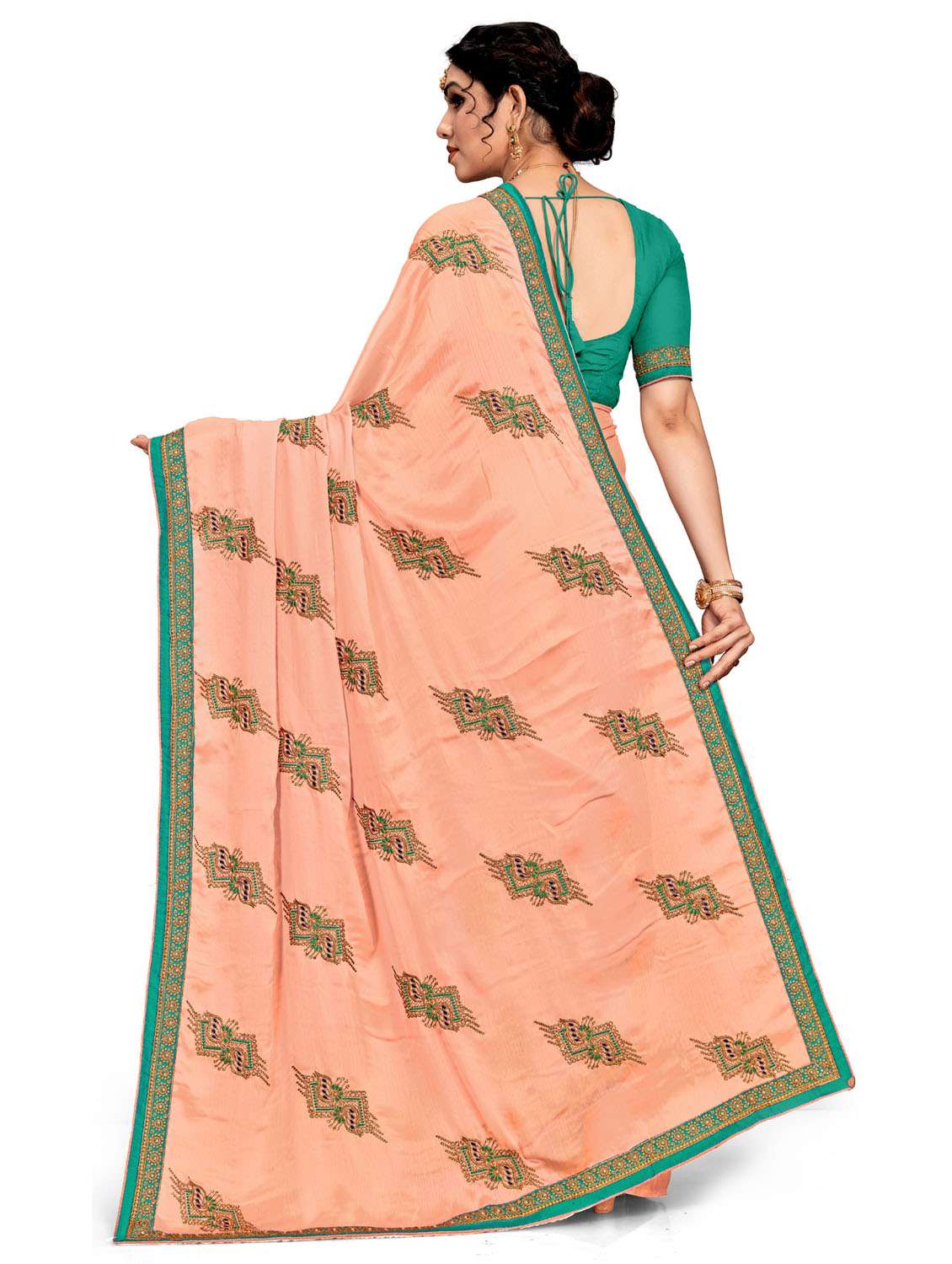 women peach embroidered saree with blouse - 21317315 - Standard Image - 3