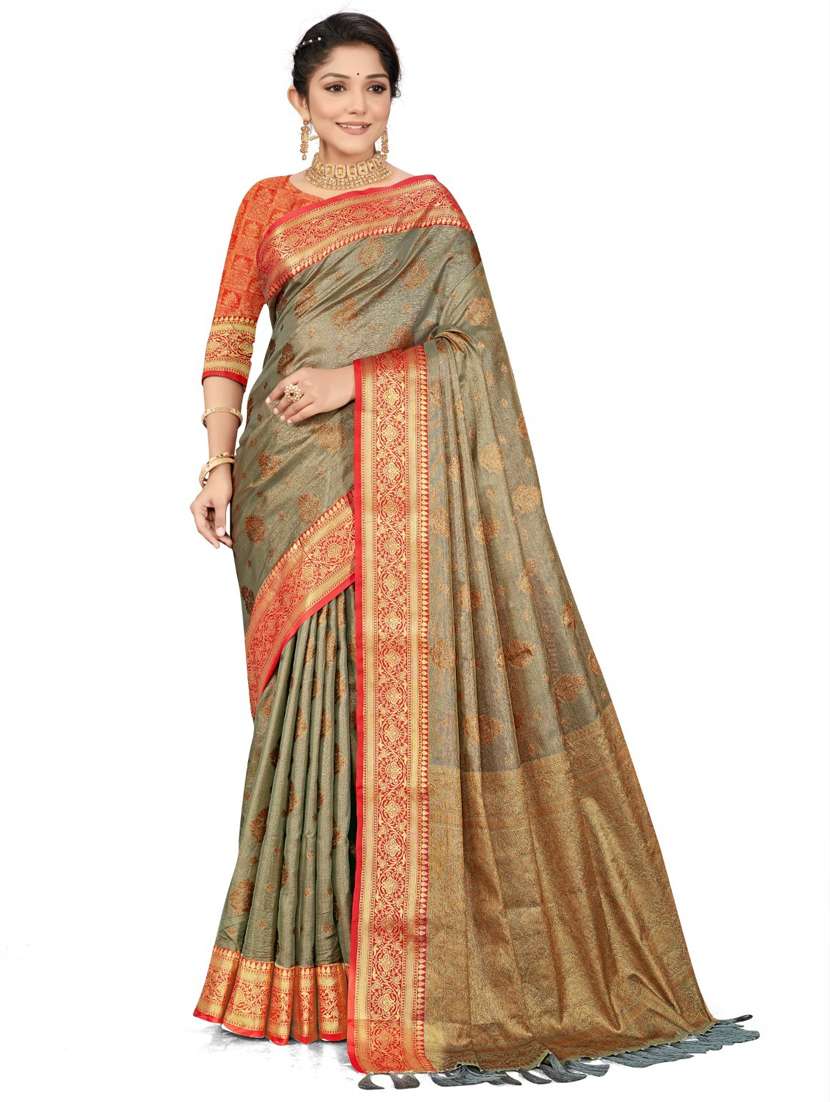 women self design banarasi saree with blouse