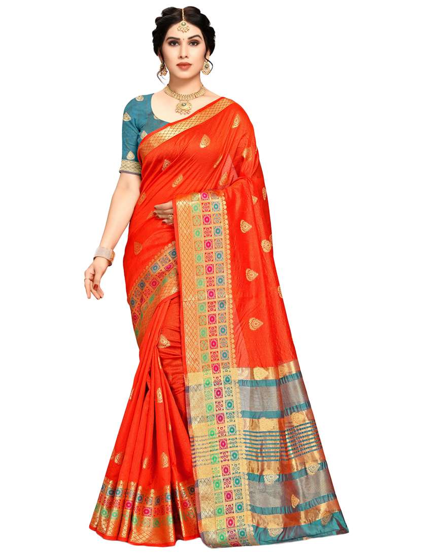 women self design banarasi saree with blouse