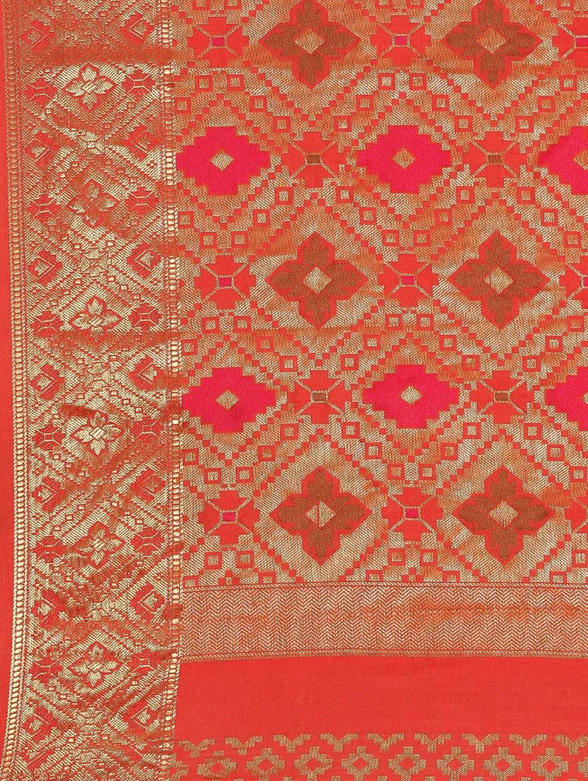women self design banarasi saree with blouse - 21318115 - Standard Image - 3