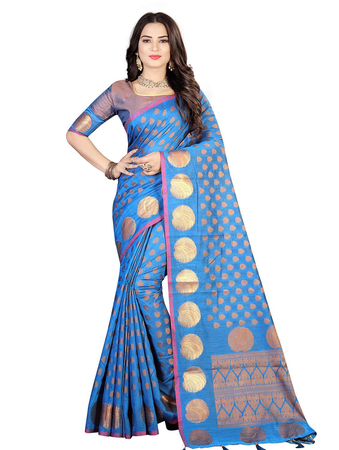 women self design handloom saree with blouse