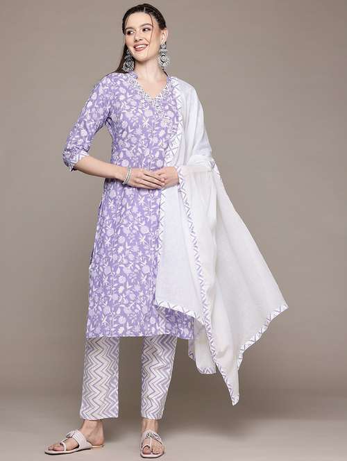 women three quarter sleeve kurta pant with dupatta set - 21320647 - Standard Image - 0