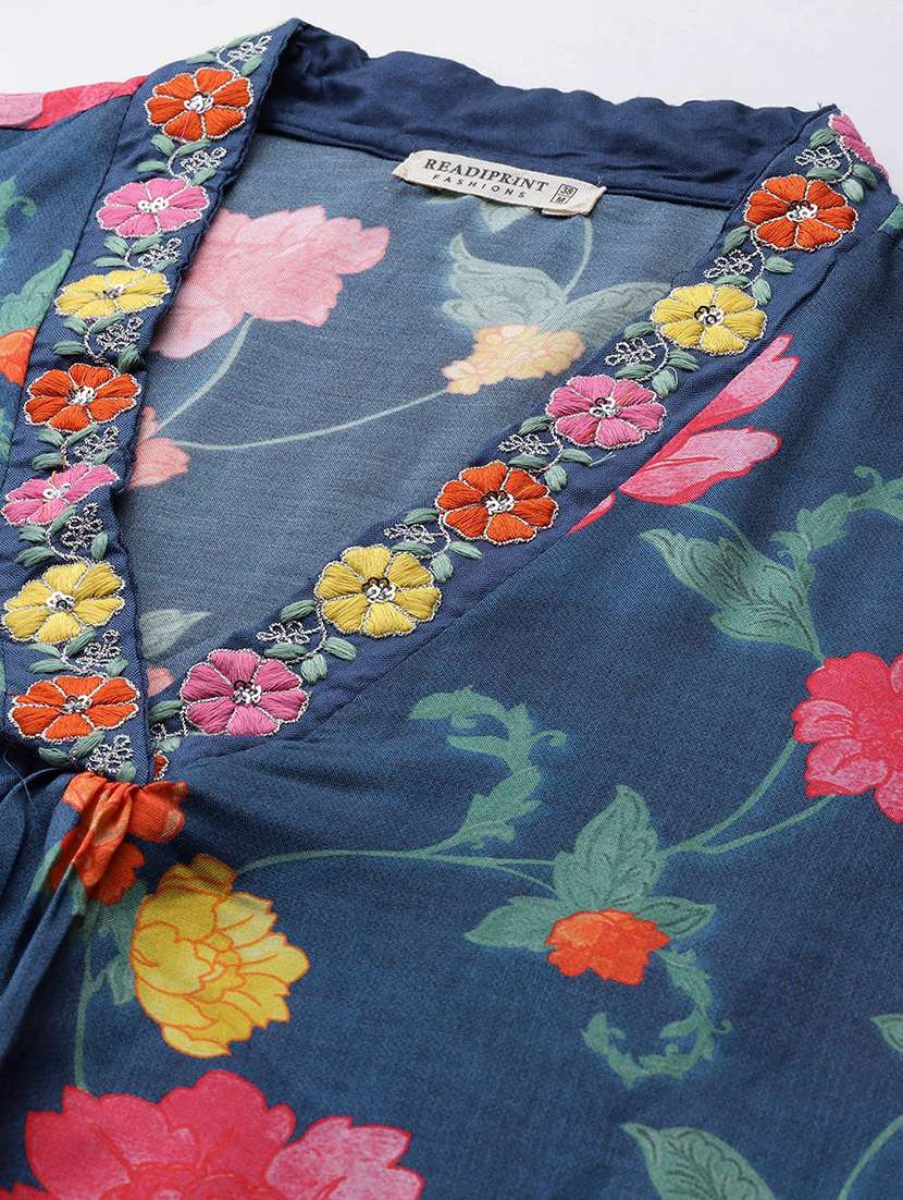 women three quarter sleeve kurta pant with dupatta set - 21320671 -  Standard Image - 5