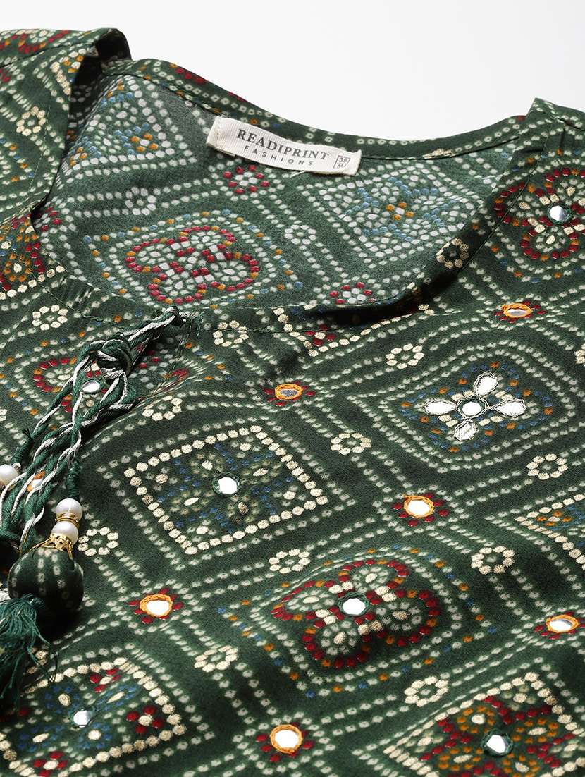 women bandhani printed notch neck kurta pant set - 21320731 -  Standard Image - 5