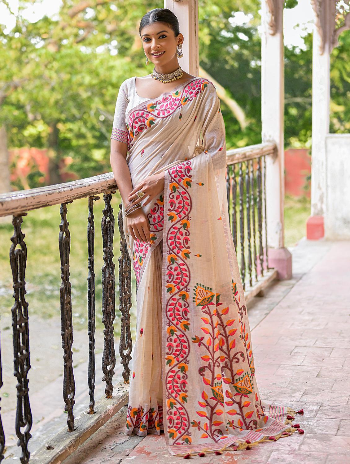 women self design handloom saree