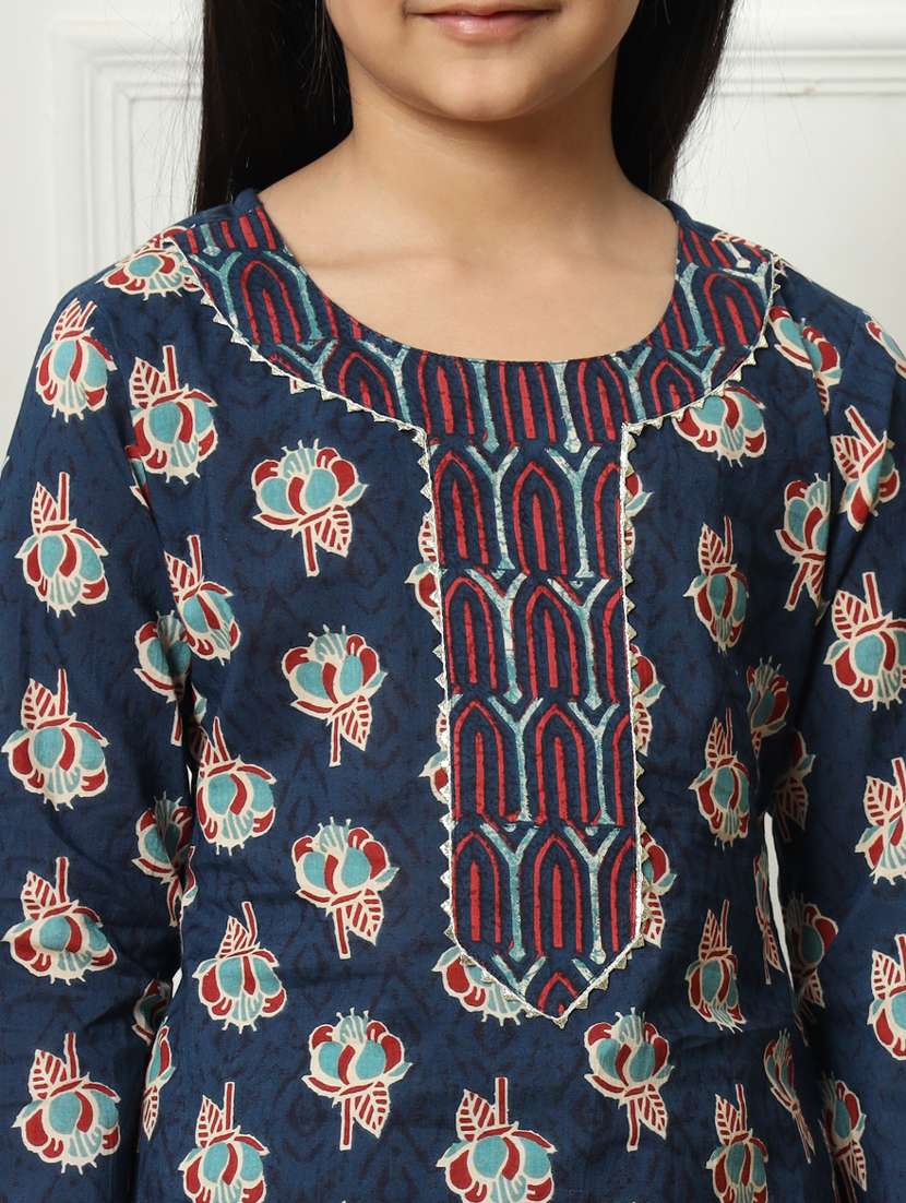 girls printed kurta palazzo suit set - 21322049 -  Standard Image - 5