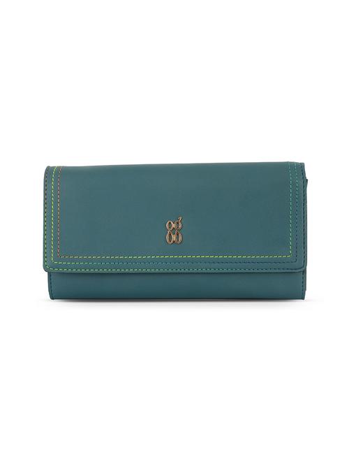 green pvc wallet - 21323894 -  Standard Image - 0
