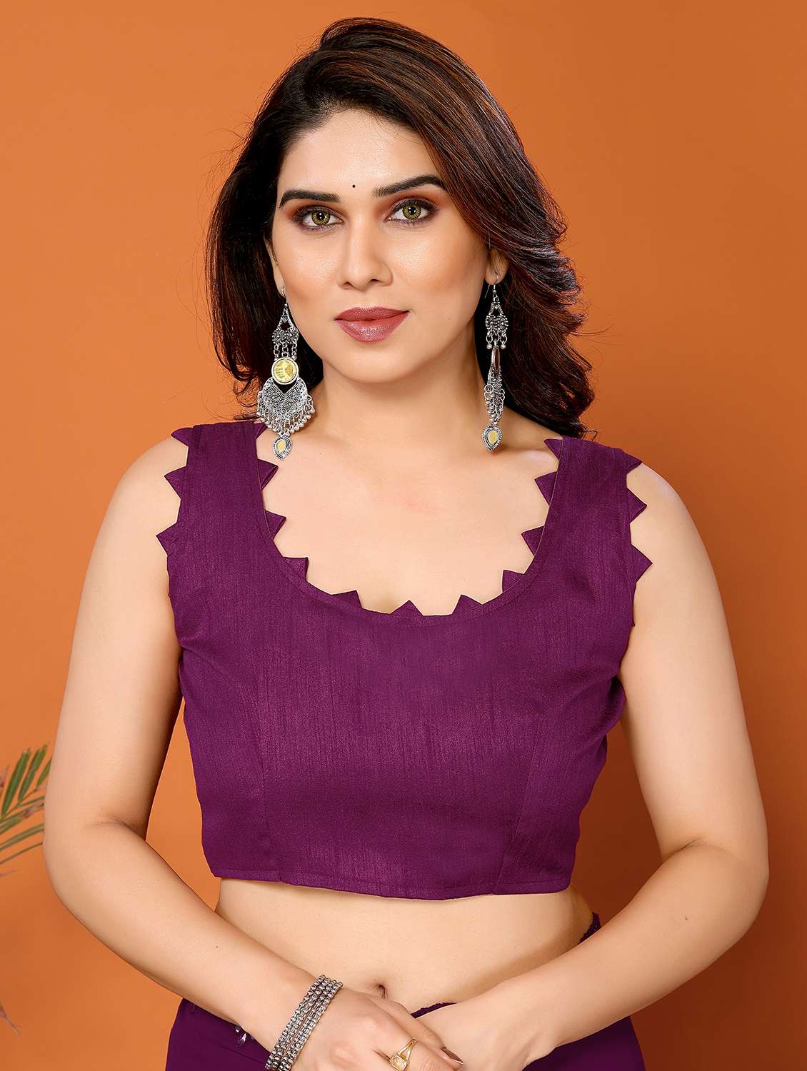 women solid with work saree with blouse - 21326030 -  Standard Image - 3