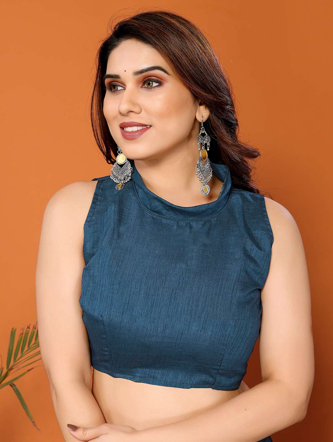 women solid with work saree with blouse - 21326031 -  Standard Image - 3