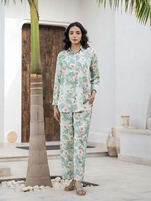 women sea green printed co-ord set
