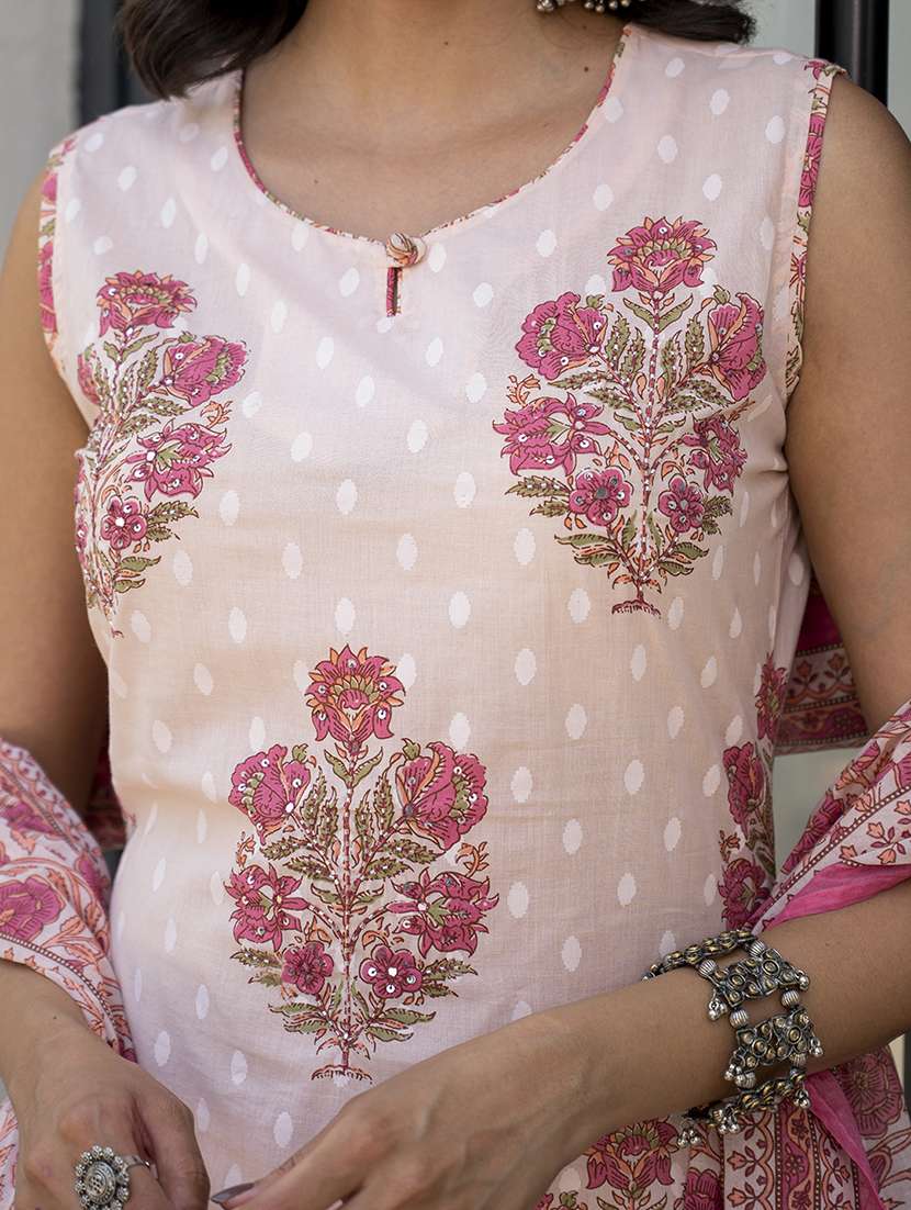 women three quarter sleeve kurta pant with dupatta set - 21331679 -  Standard Image - 5