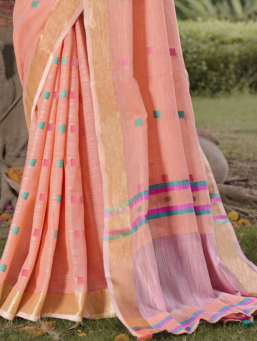 women self design handloom saree with blouse - 21331710 -  Standard Image - 3