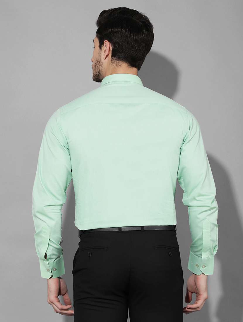 men solid spread collar long sleeves formal shirt - 21331738 - Standard Image - 3