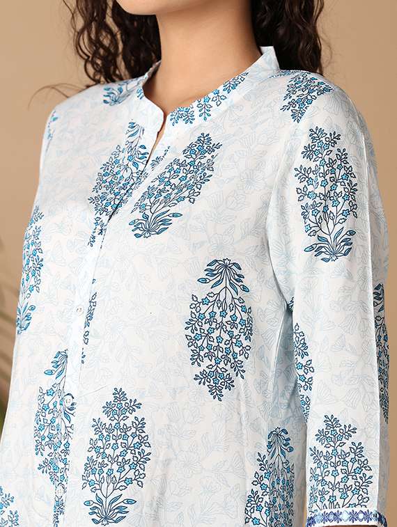 women three quarter sleeve printed a-line kurta - 21332002 -  Standard Image - 5