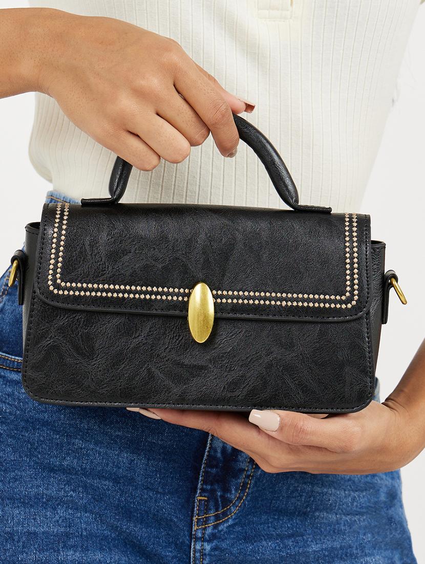 black leatherette (pu) solid sling bag - 21332530 - Standard Image - 3