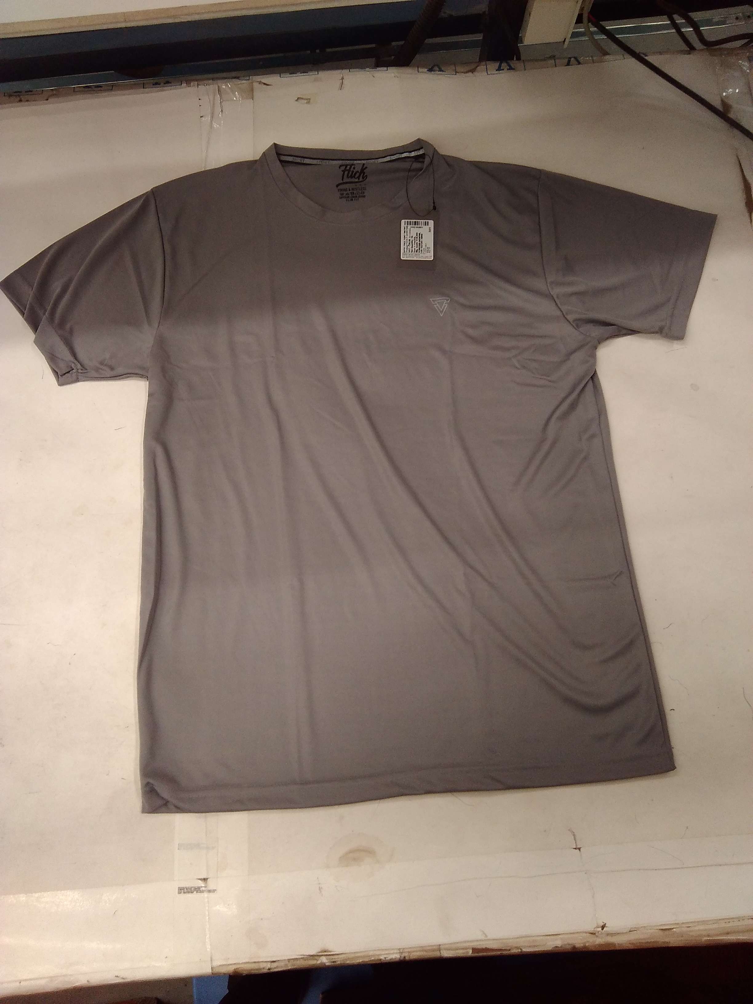 light grey polyester tshirt - 21335920 -  Zoom Image - 0