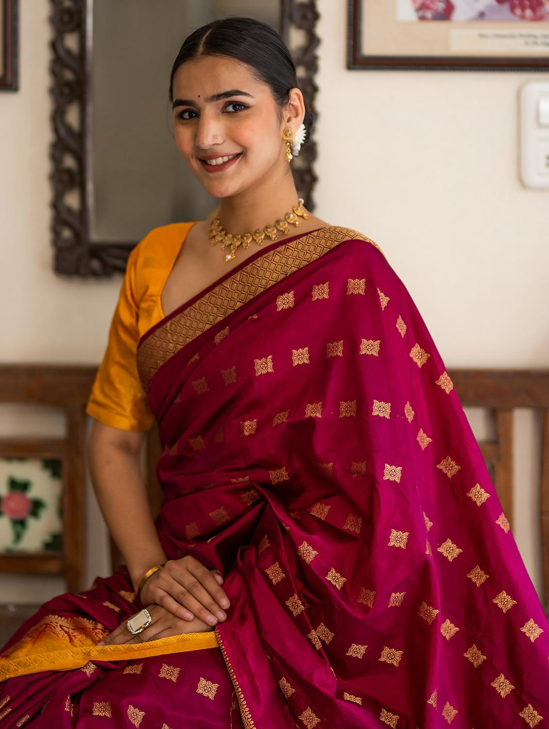 maroon silk banarasi saree - 21336368 - Standard Image - 3