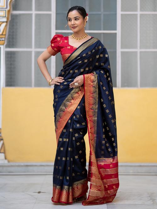 navy blue silk banarasi saree - 21336374 - Standard Image - 0