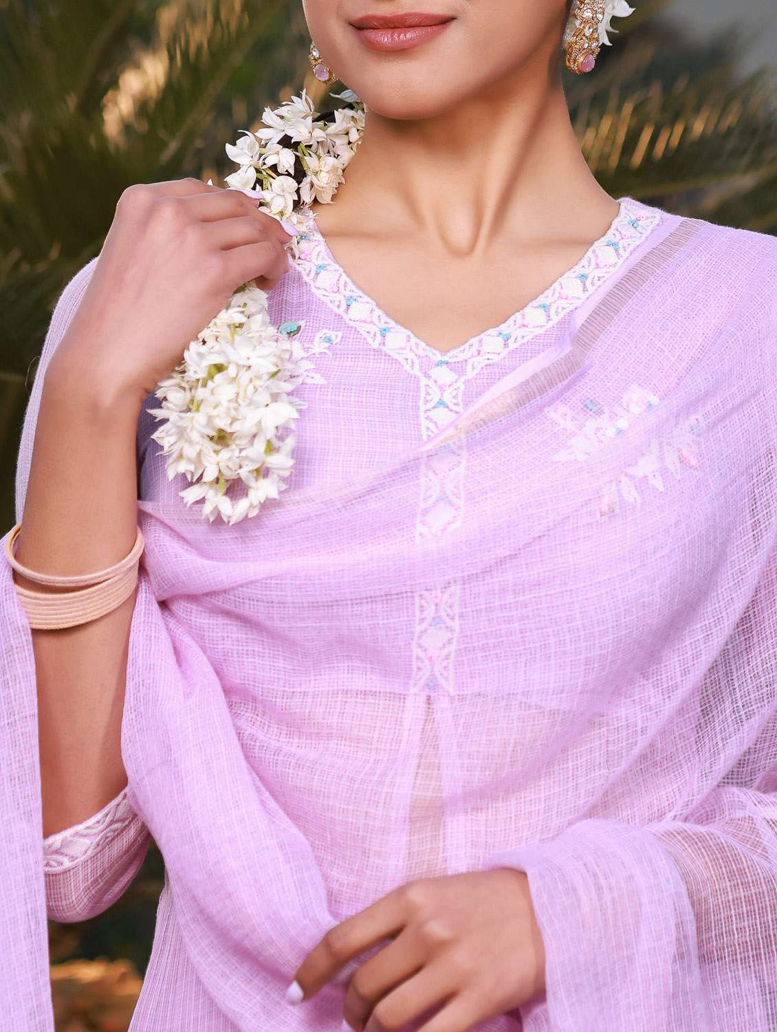 women three quarter sleeve kurta palazzo with dupatta set - 21337703 -  Standard Image - 5
