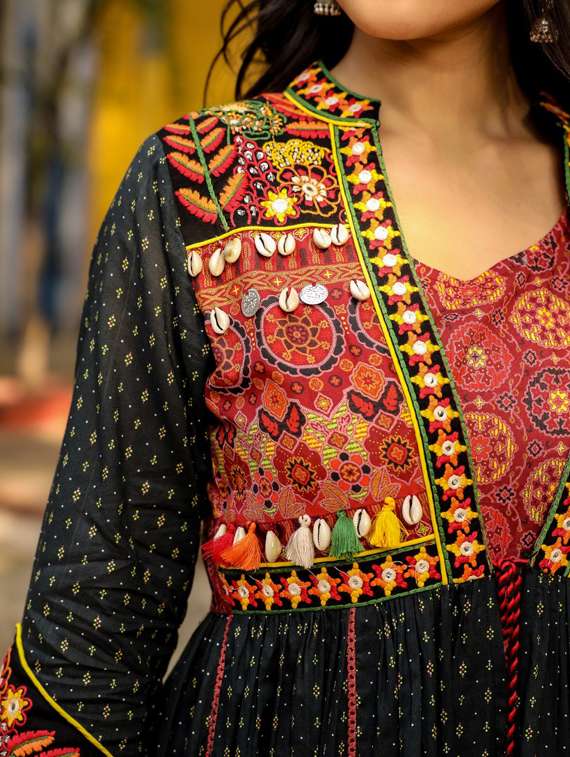 black cotton layered ethnic dress - 21337862 - Standard Image - 3