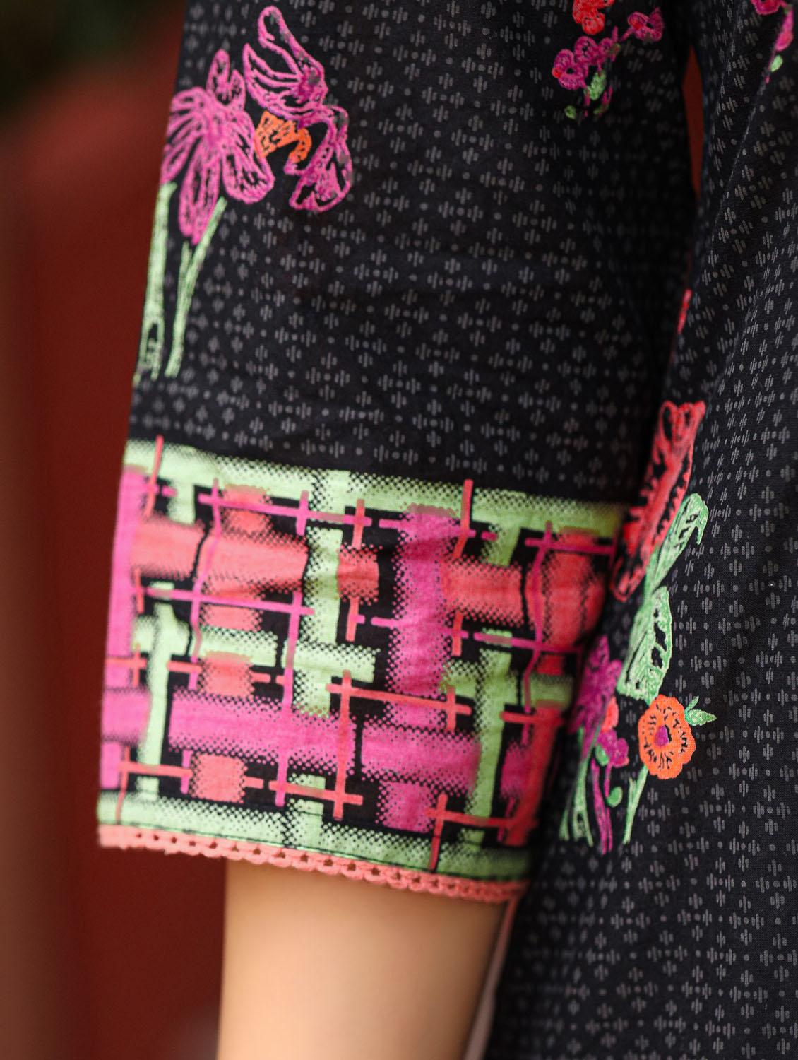 black floral printed ethnic dress - 21337957 - Standard Image - 5