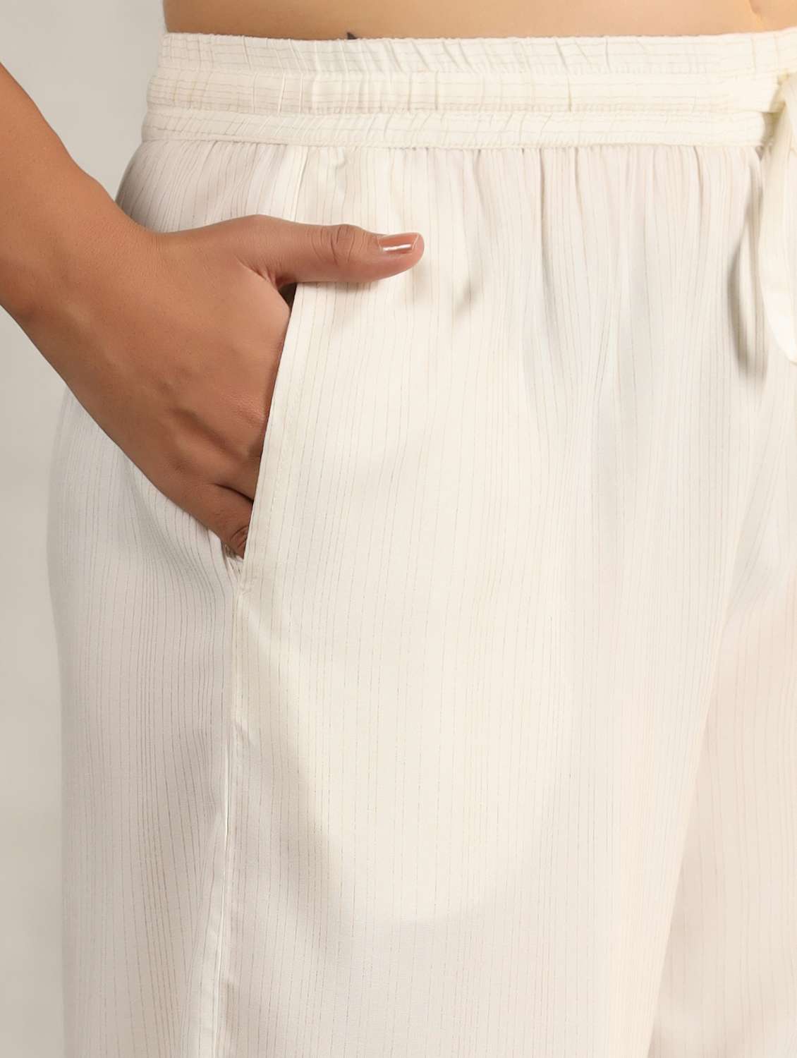 beige solid flared palazzo - 21337985 -  Standard Image - 5