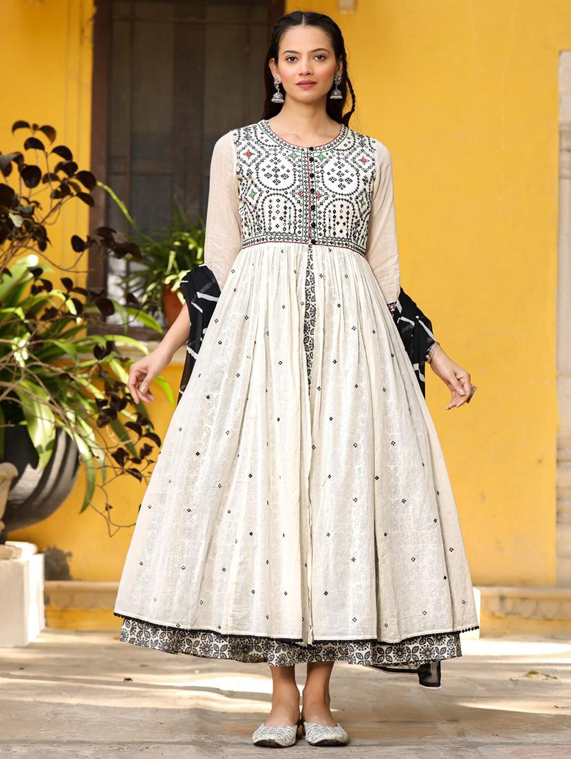 women off-white round neck flared dress