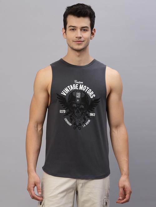 men round neck sleeveless vest - 21339612 - Standard Image - 0