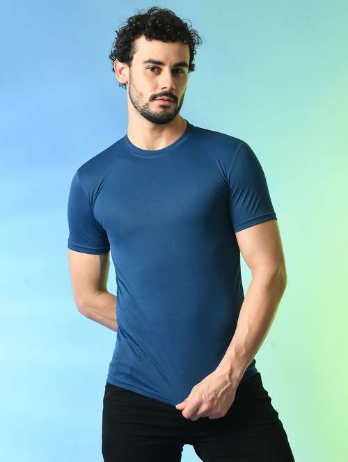 men round neck plain t-shirt - 21340511 -  Standard Image - 0
