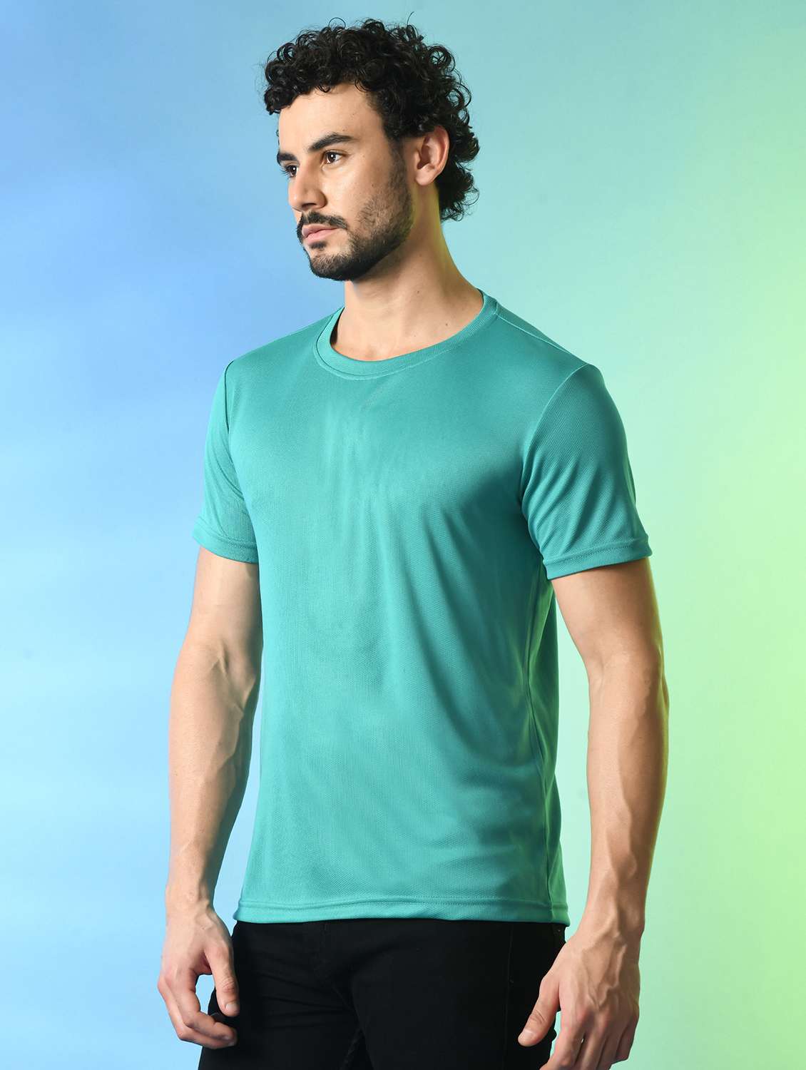 men round neck plain t-shirt