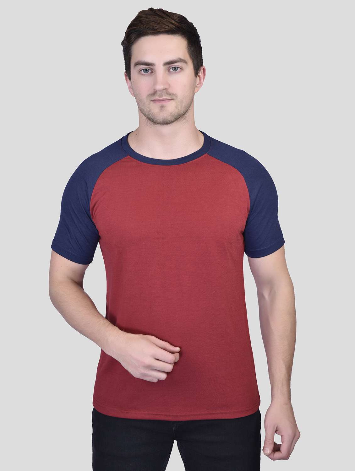 men color block round neck t-shirt - 21340539 - Zoom Image - 0