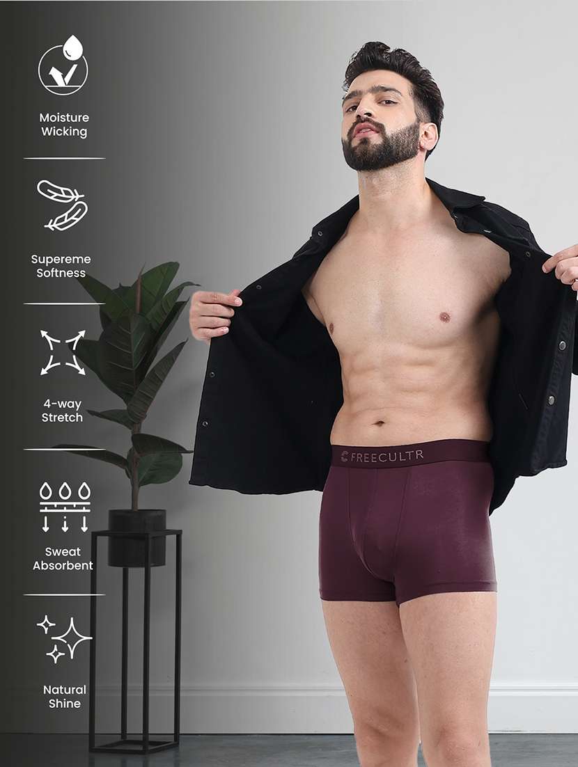 men solid trunks brief - 21342848 -  Standard Image - 3