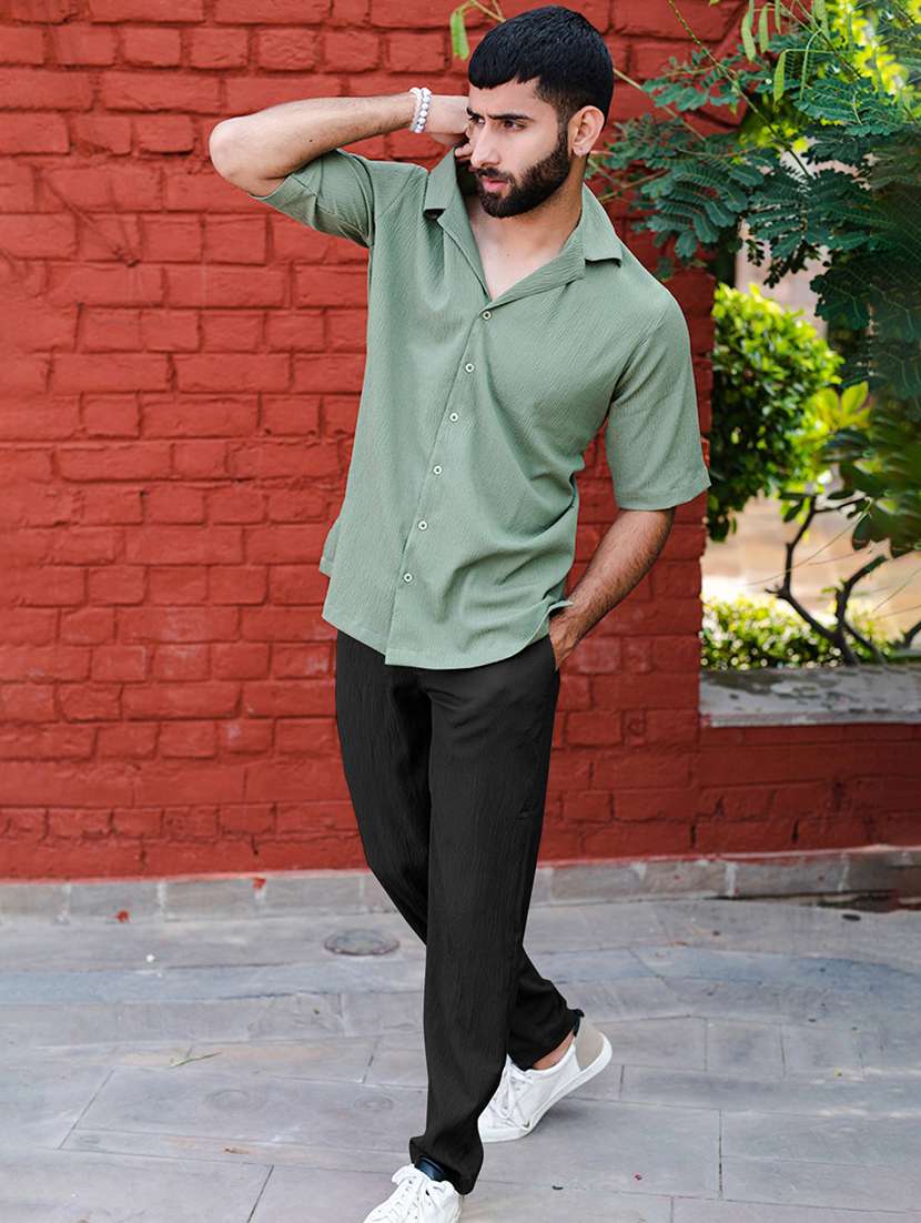 men short sleeved casual shirt - 21344227 - Standard Image - 3