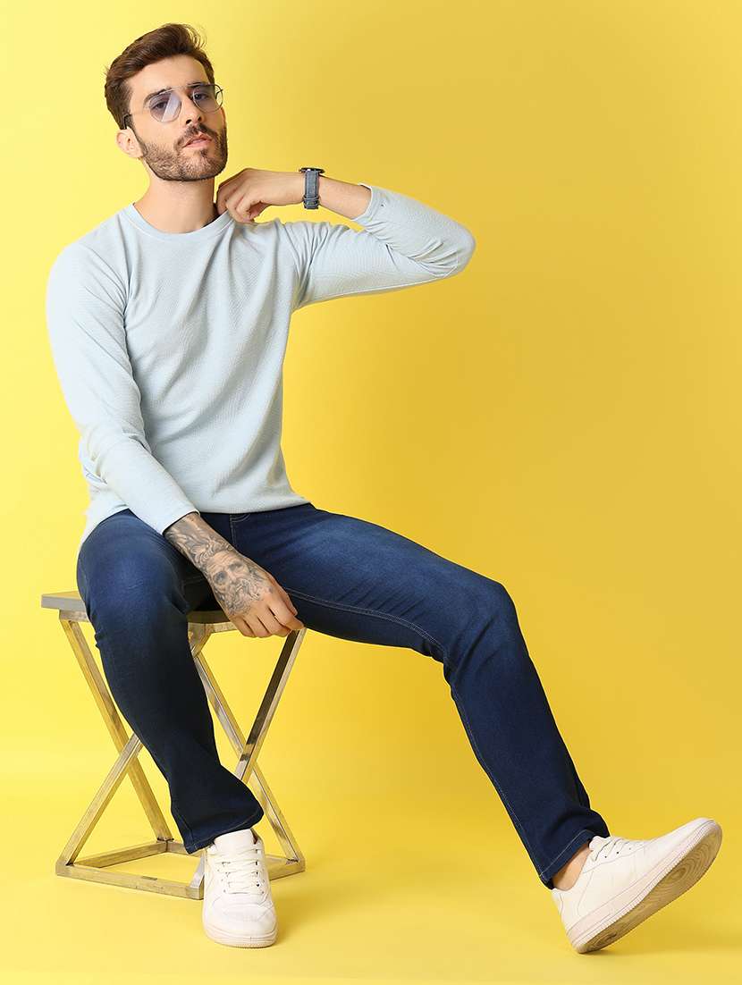 men round neck solid t-shirt - 21344381 -  Standard Image - 3