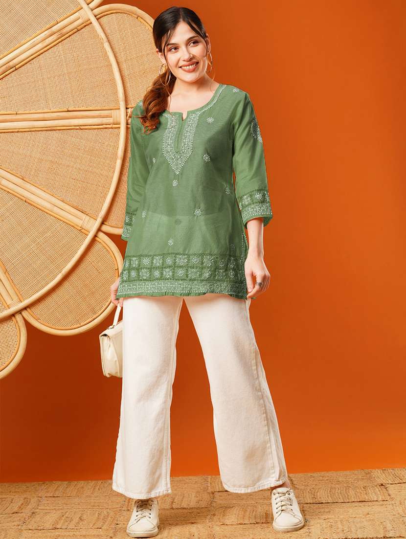 women three quarter sleeves chikankari kurti - 21344938 -  Standard Image - 3