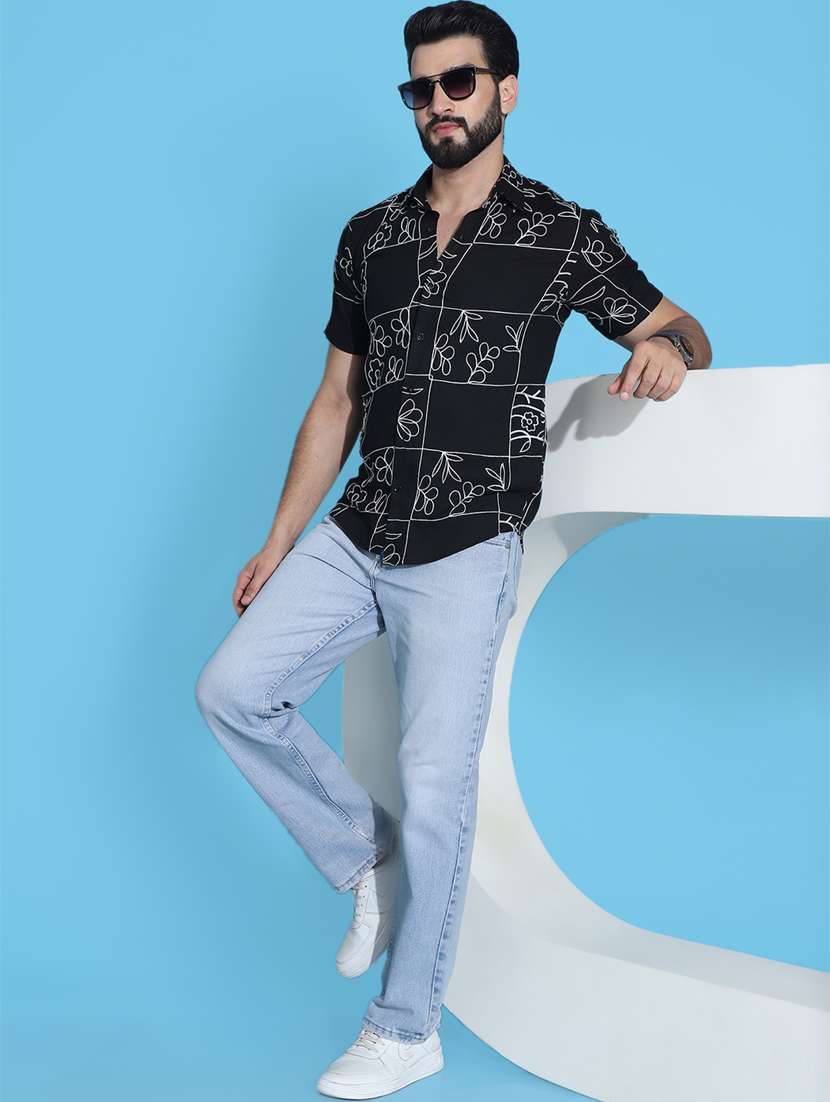 men printed cotton casual shirt - 21345410 -  Standard Image - 3